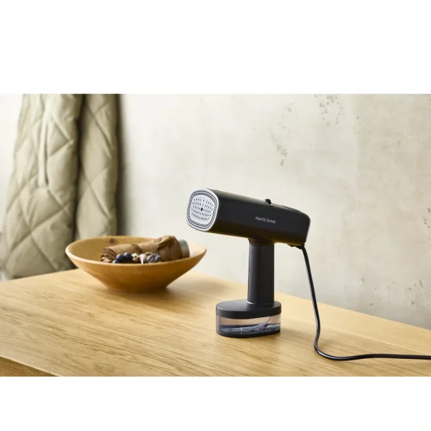 Nordic Sense H�ndsteamer 1950 watt Sort