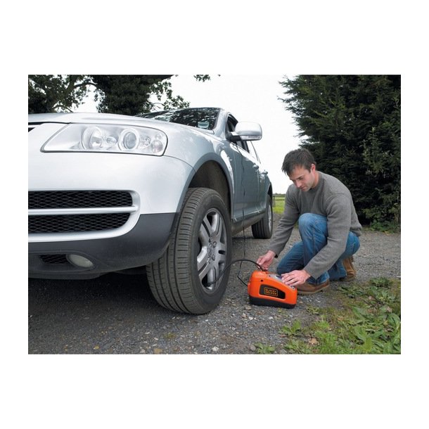Black &amp; Decker 160 PSI / 11 Bar multi luftkompressor