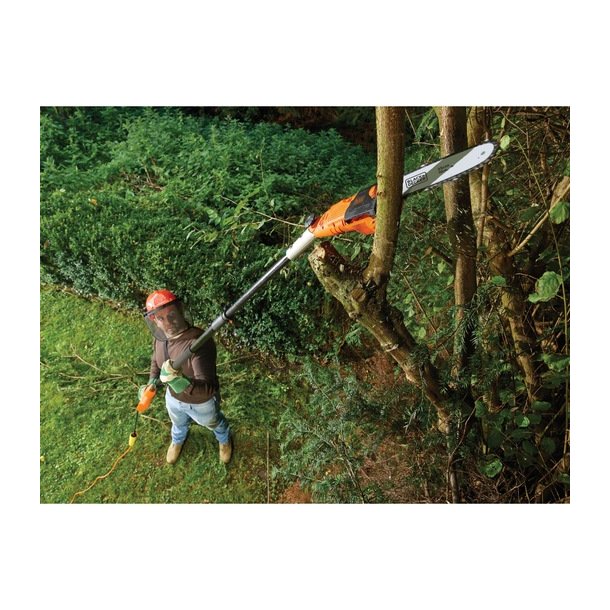 Black &amp; Decker 800W Grensav p� skaft 25cm