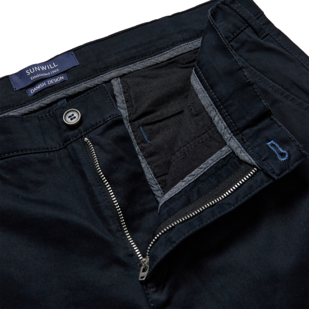 Sunwill Extreme Flexibility shorts i Fitted Fit