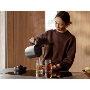 F&H Jacob Jensen Elkedel 23 x 16 x 26 cm 1,2 liter Black