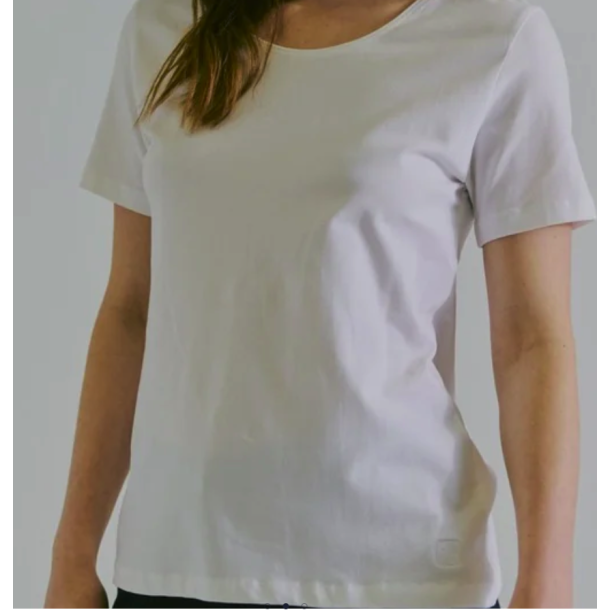 Claire Alanis T-shirt