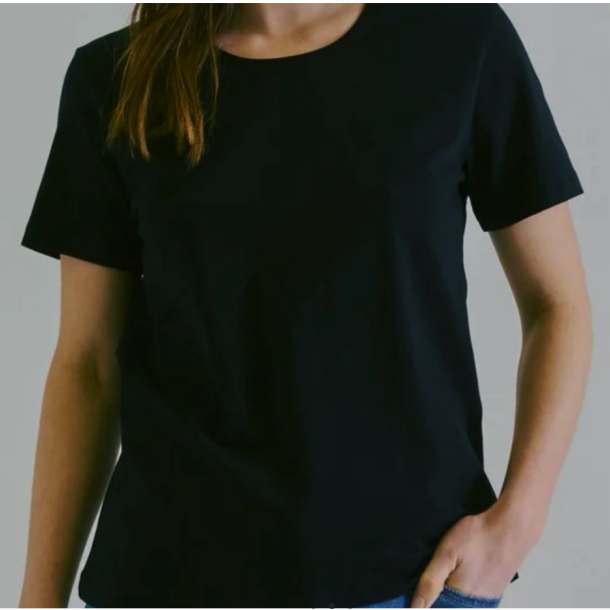Claire Alanis T-shirt