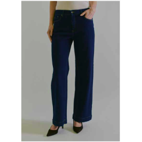 Claire Janaya Jeans